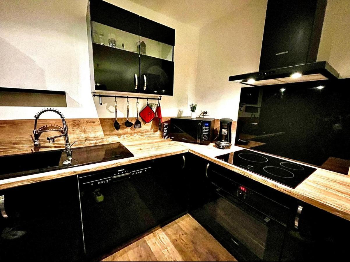 *Fontaine Moussue*Hyper Centre*T2 Standing* Apartment Салон дьо Прованс Екстериор снимка